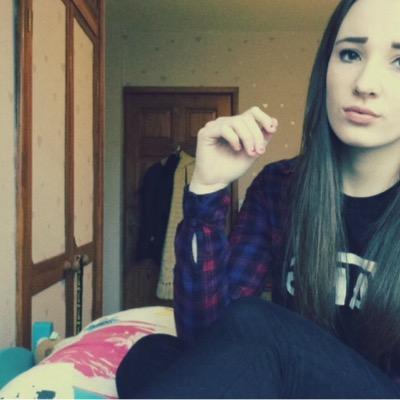 follow @mollballinger for relatable tweets & turn them notifications on