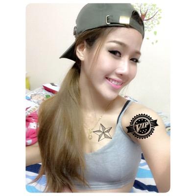 chatchayaying's profile picture. 