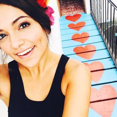Hey,I am Raneem,Bethany Mota is my life, she gives me a lot of inspiration _ kinsey follows me