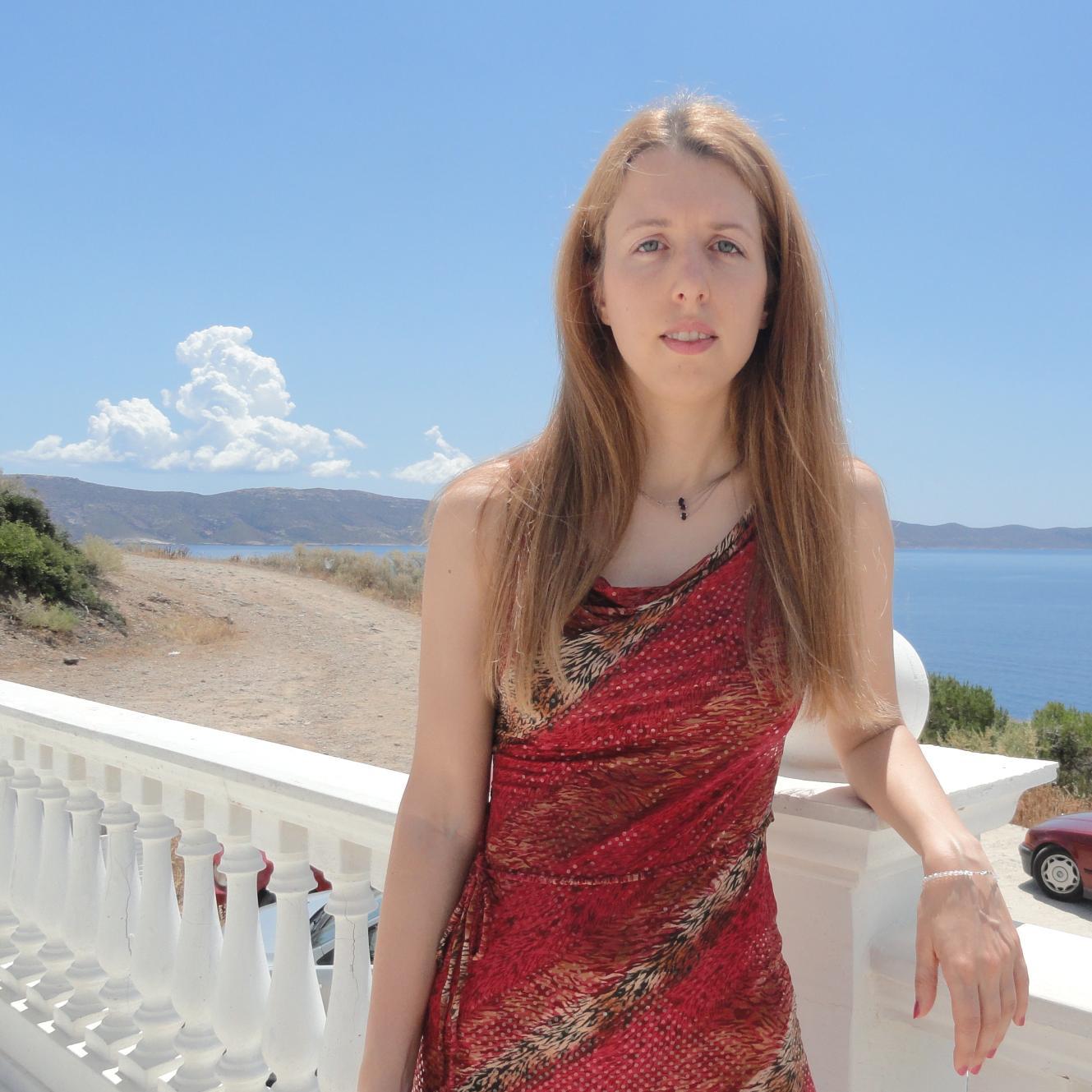 Passionate about #astrology and #music #mythology and #psychology ♎♓♒ Astrology readings: https://t.co/qIuno5ZlGe  and on Fiverr: https://t.co/8kEh1dshEJ