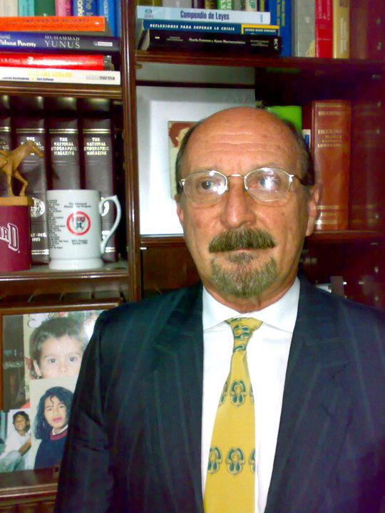 Economist UCV, CPA UCAB, AMP Harvard. Consultant, Business Broker, Realtor, Writer. World Citizen