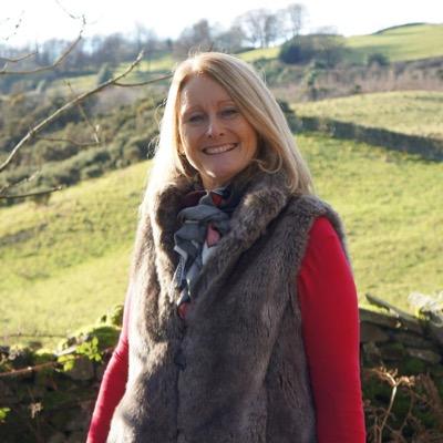 paediatric chartered physiotherapist with 40 years experience in neurodisability. therapy is fun! but be warned, i sing...badly. alter ego of @ladylittler