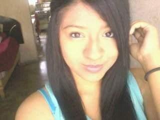 pase lo q pase siempre ay q sonreir