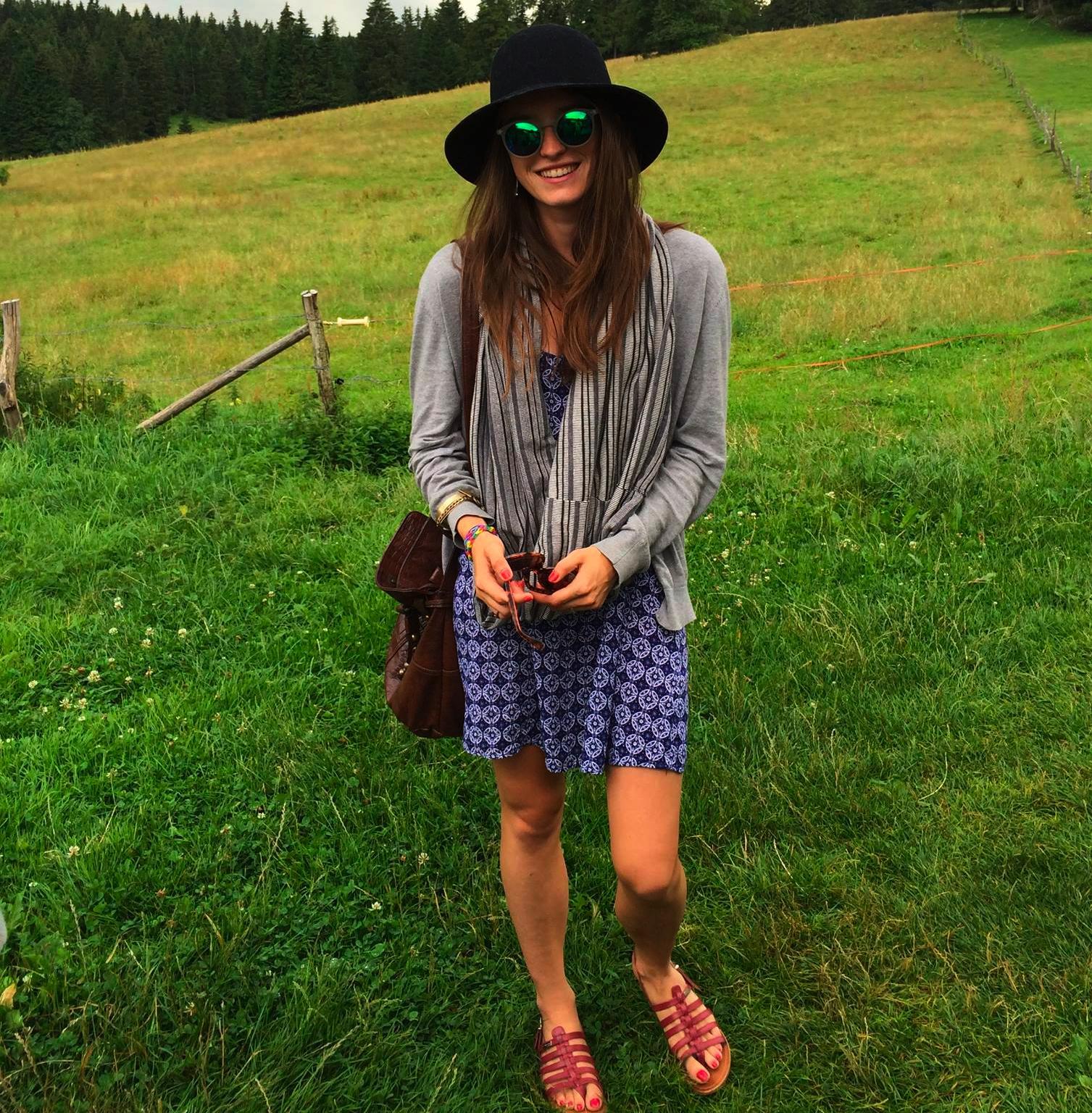 floramagnan's profile picture. tout communiker devient vital @terresdeluttes