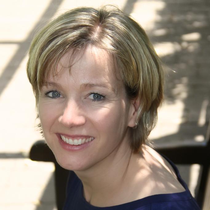 Adviseur Communicatie bij Veiligheidsregio LN, met name geïnteresseerd in interne communicatie, moeder van 2