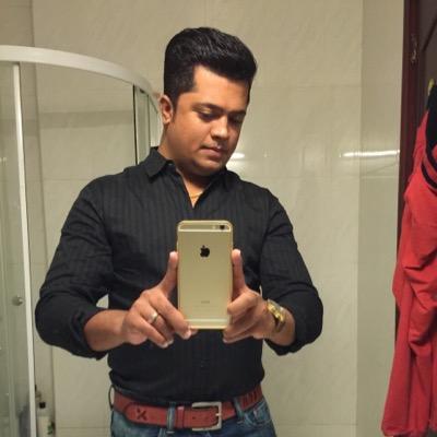 MakhijaniPinku's profile picture. 