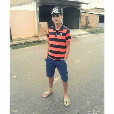 Ir, sobretudo, em frente.