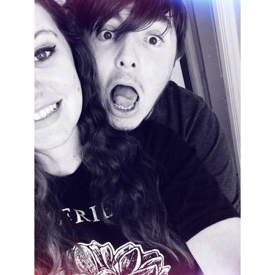 favourite bands-YMAS/BMTH/BLINK favourite person-@bladesnbands