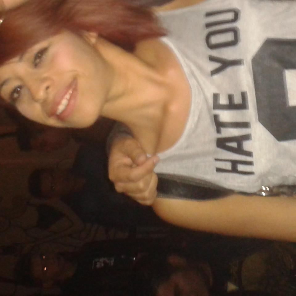 ceciiville's profile picture. 