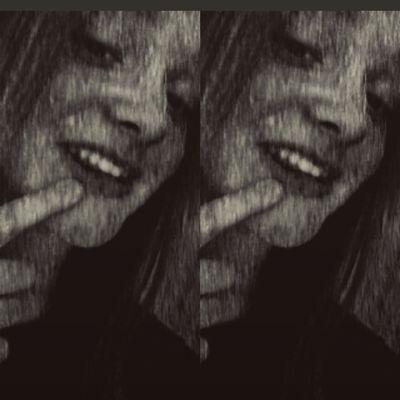 'me gusta que confies, como ries, que me lies' @TaniaTirado01♥