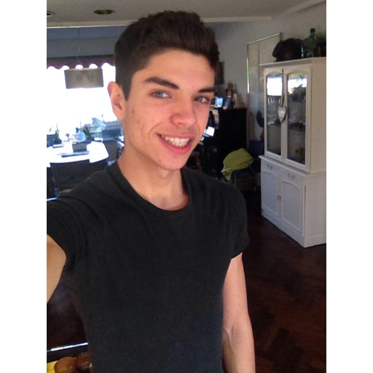 joelverbaan's profile picture. When Life knocks you down, stand up and say You hit like a bitch. IG; joel_verbaan