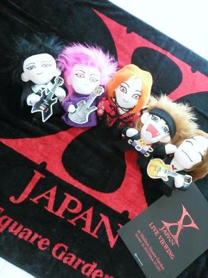X・X JAPANとYOSHIKIさん大好き❤トシくんもヒデちゃんも仙人様もひーちゃんも杉様もタイジもね！結局みんなか好きかよっw 一番はすみれ組かも❤ 
2015.12.14&15ガイシ参戦！
2016.2.2 YOSHIKIさんから14326番目にフォロー頂きました❗❗