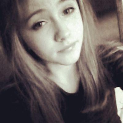 follow plzz! 
luv the Vamps!