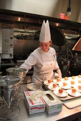 SarahRougeau's profile picture. 