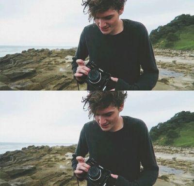 Gemelo Maddox|| Hermano de Thomas, Trenton,Travis y Tyler|| ''Cuando un Maddox ama, lo hace para siempre''