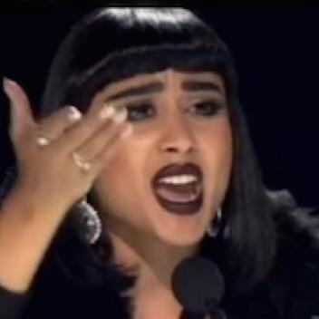 just RTing some funny tweets i find about natalia kills