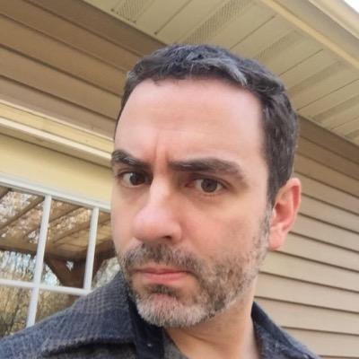 CFB junkie.  Tweets do not reflect my professional career.