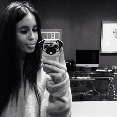 carovaldessA's profile picture. 