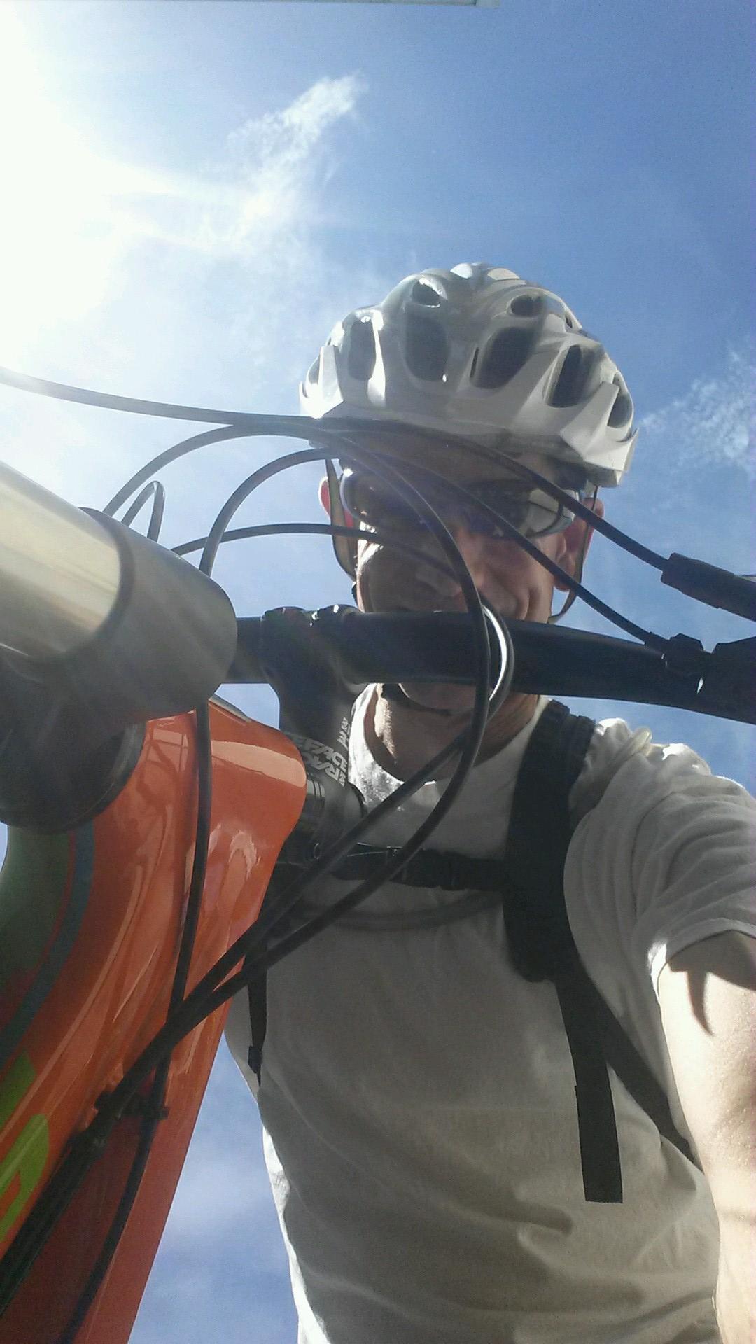 Rocketzandco's profile picture. 