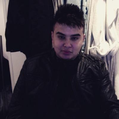 aRuuuN7's profile picture. Only look down on people to help them up! ..... #XboxLover 🎮 Youtube: aRuuuN7