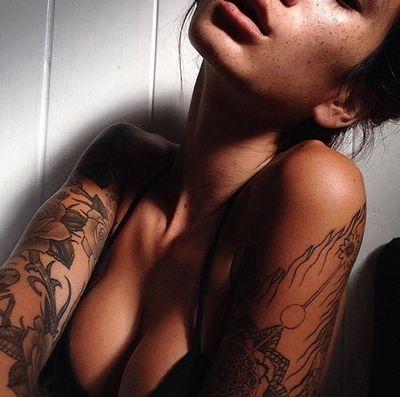 76e8a4f398ef49c's profile picture. i need nothing 
Follow me!!