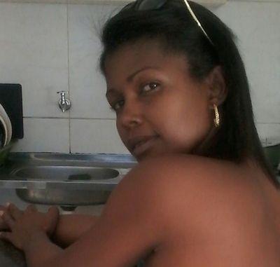 wanusiamaria's profile picture. 