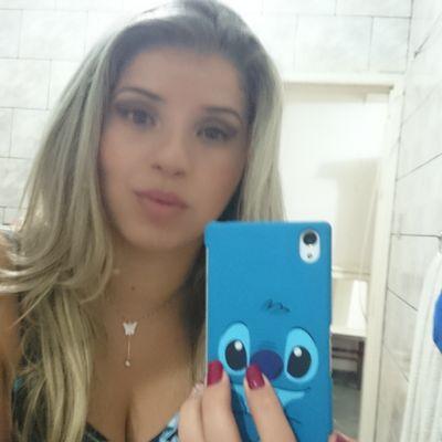 nivealurian's profile picture. Instagram: @nivea_lurian