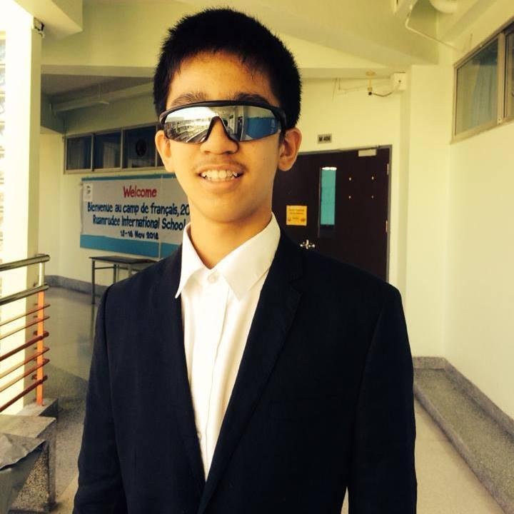 An anonymous person you might have fun with on the internet. ;) :D XD