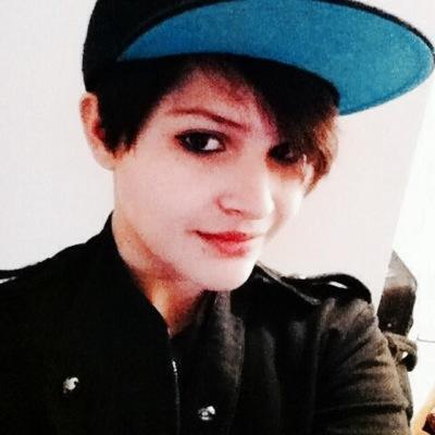 DeathSmirks's profile picture. If you really want to know me message me. I don't bite, much.