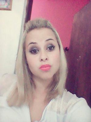 abençoados sejam todos os meus sorrisos 

































































18 anos 






wpp:013997102941 ✌