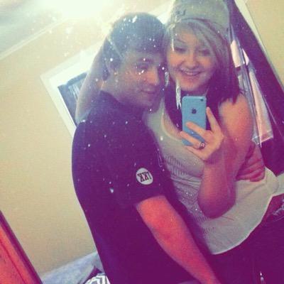 callmeecrystal's profile picture. 