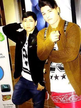 Dueto de chicos regiomontanos @AlexRoddOficial y @yoeliuthgarcia promocionando nuestro primer sencillo http://t.co/zF0askispJ…