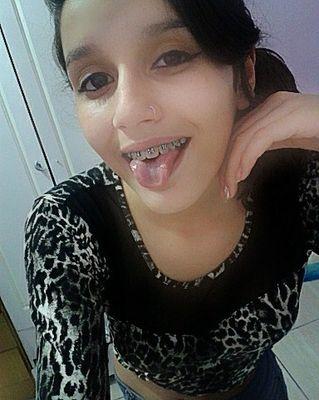A vida me ensinou a nunca desistir,nem ganhar nem perde,mais sempre procurar evoluir.
