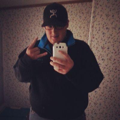 Hi my name is Jamie I like to chill out with my friends like to drink beer a lot like the fish