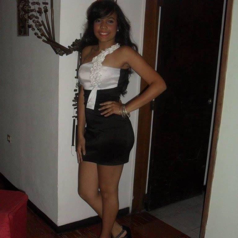 soy apasionada a lo q me propongo y para mi nunca ahy limites mientras este mis mejores amigas y mis padres!!! me sigues te sigo!!!
