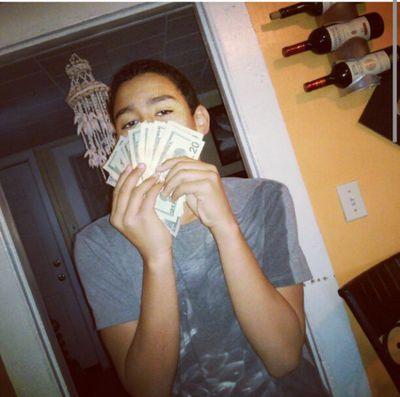 I stay turnt ima junior nd I'm 17