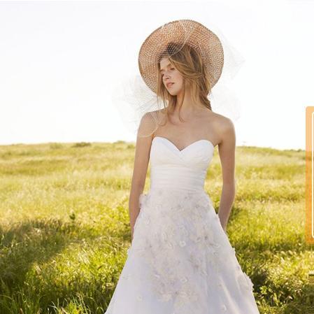 Decouvrir les dernière collections de robe fashion et pas cher en ligne ,vous aurez toujours des surprises inattendues sur Mafashion.fr