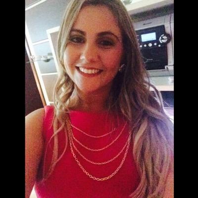 Independente do que me disserem, responderei sempre com um sorriso. Porque ser inconveniente é comum, mas ser superior é uma raridade !!!