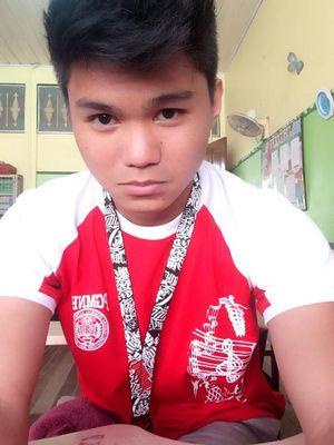 jhunel_singca's profile picture. innocent face•devilish mind