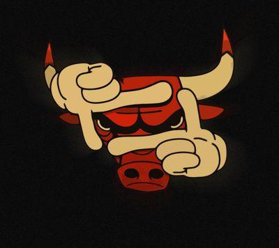 I play PS4. I play The Last Of Us, AW, Destiny, Minecraft, and NBA. Add Me TheOuterRimLogic