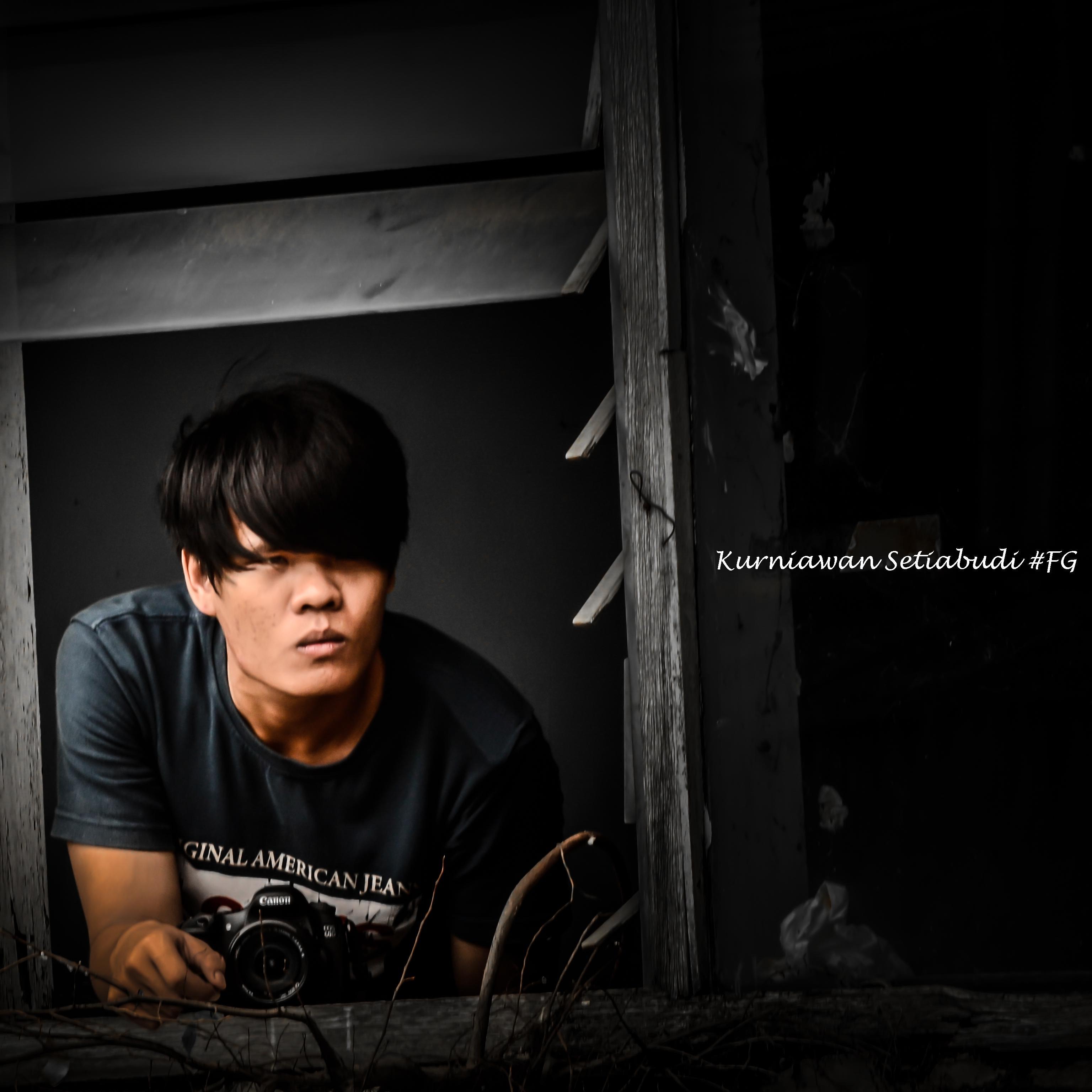 I'm simple man. You can see my name. #Freelance Photogapher#