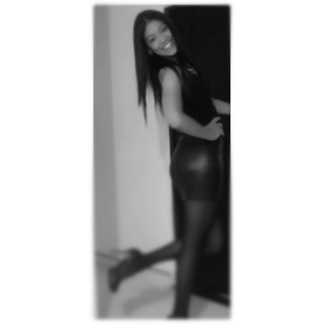 lunaticacat20's profile picture. 