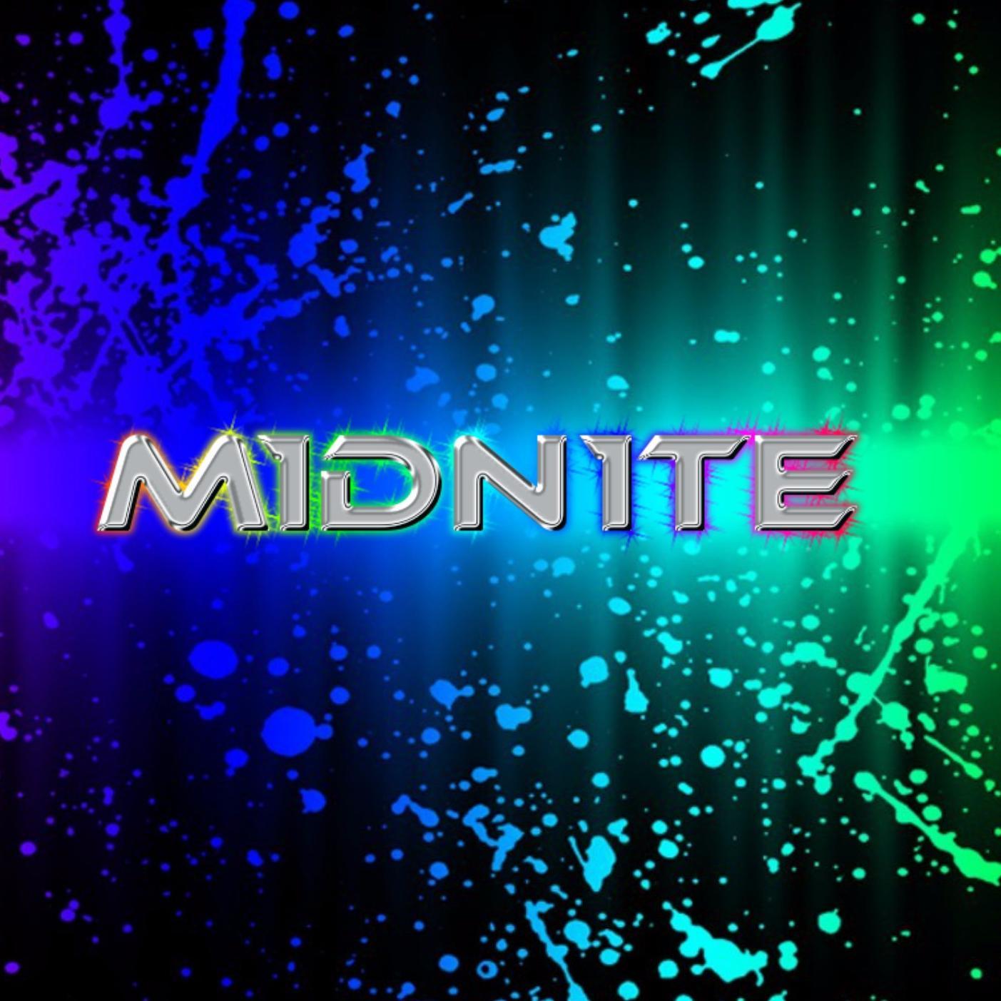 i love to play football and play video games subscribe to me on youtube http://t.co/RV5Ma5F7YV  thx and follow me!!!!