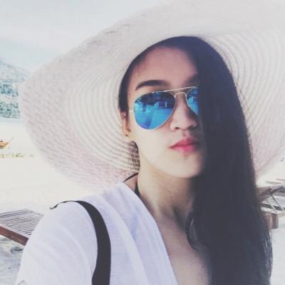 Shuuuvern's profile picture. Breathe in the future, breathe out the past.