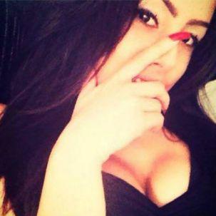 Más fácil que tu novia pero menos puta que ella, SÍGUEME PUBLICO FOTOS HOTS
