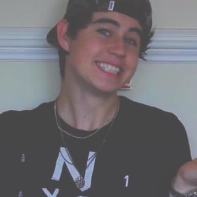 follow for shoutouts :D like/fav/rt when done