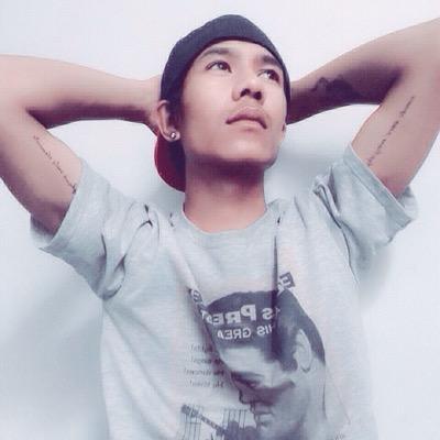 my name is mos _ line id : ailbat2540 facebook : i'am mos _ Age : 20
