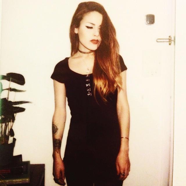 KiraLofgren's profile picture. Livet kräver bara från dig den styrka du besitter. Endast en bedrift är möjlig; att inte springa iväg.