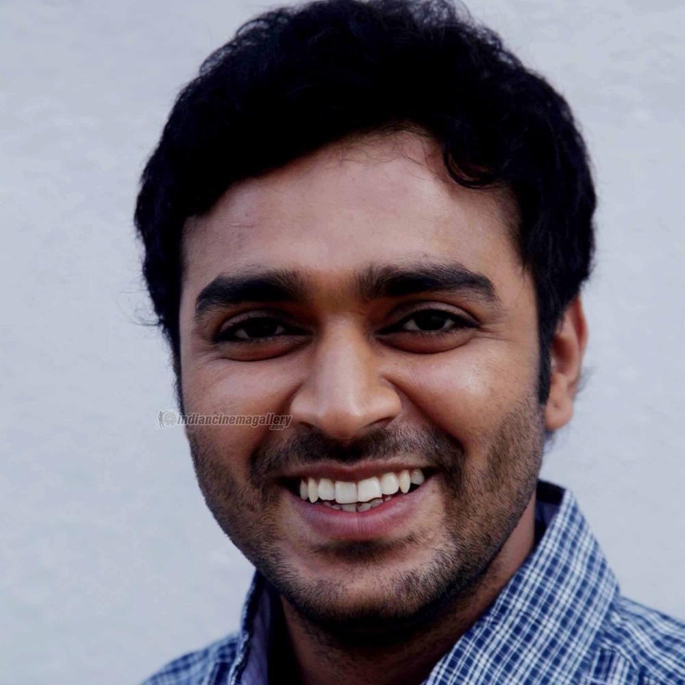 KoshiArun's profile picture. Addicted to tech!