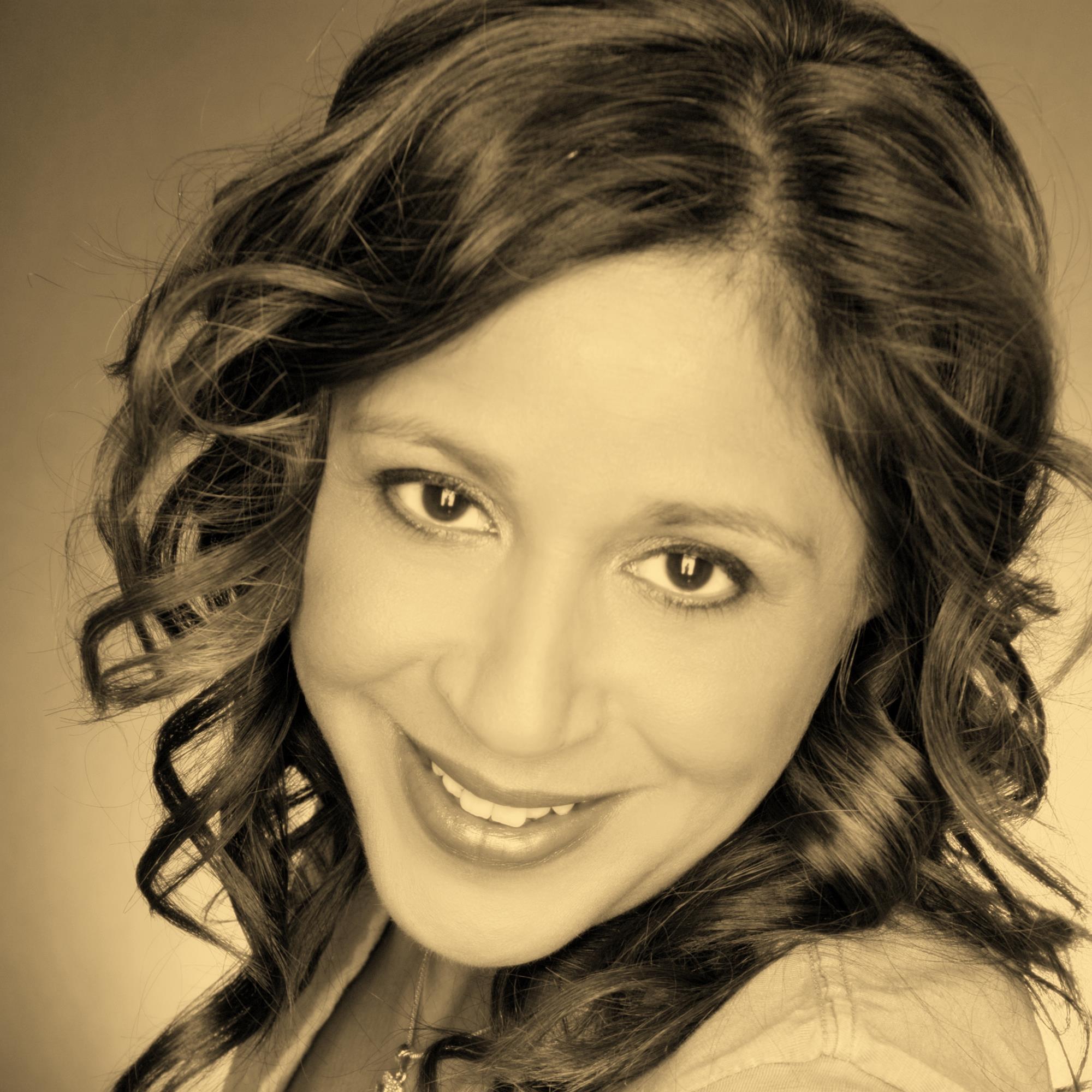 Fearless Feminine Leaders, Business Coach & Mentor, author of Life Mapping, loving Super-mum and a force for Greatness